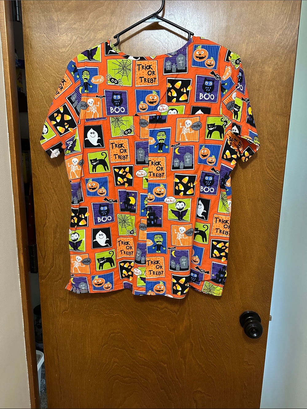 Halloween Scrub Top - Picture 3 of 3